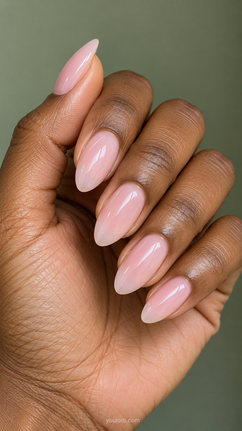 Milky pink glazed almonds manicure