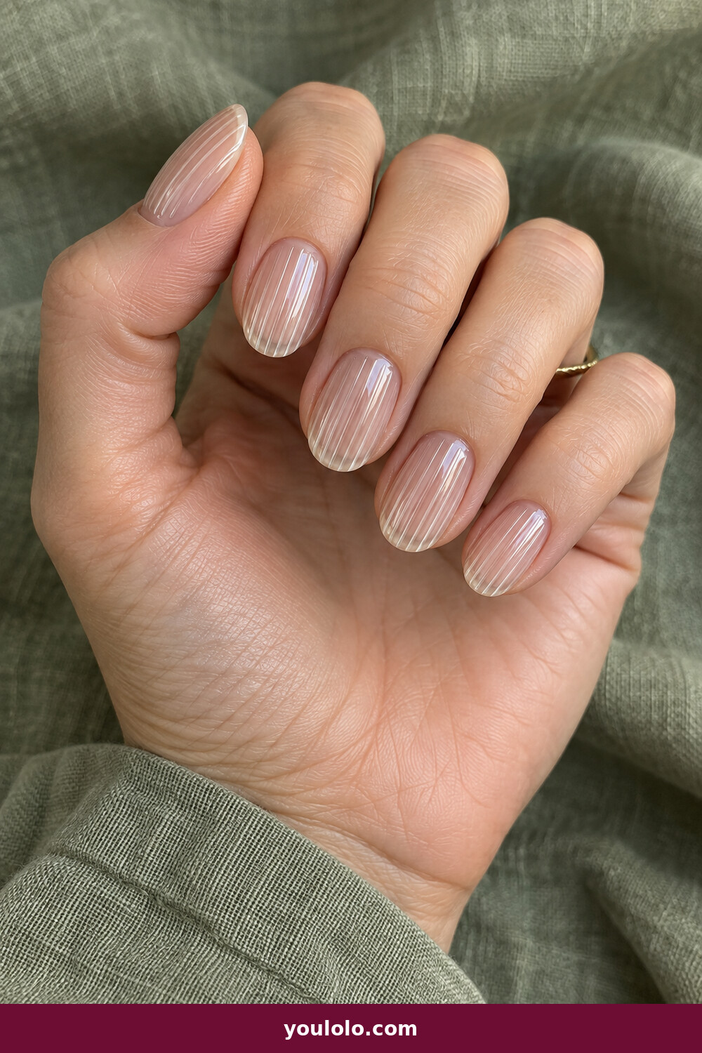 Glass Nails idea 3: Ribbed Glass