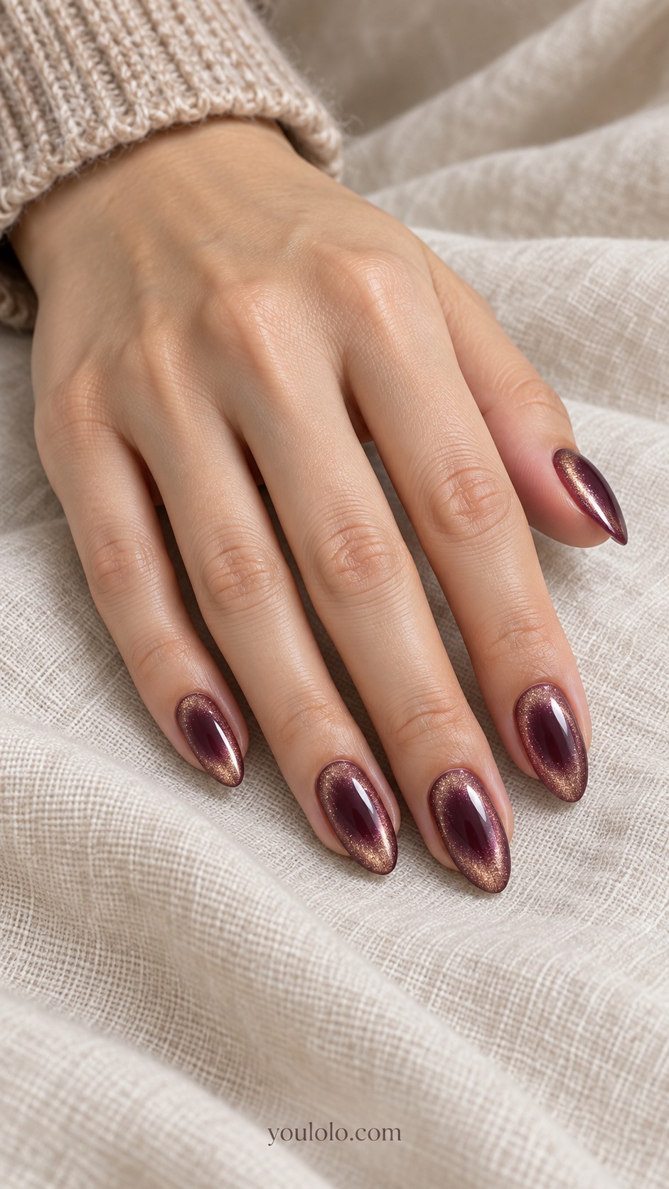 plum cat eye nails — Rose-Gold Plum Halo
