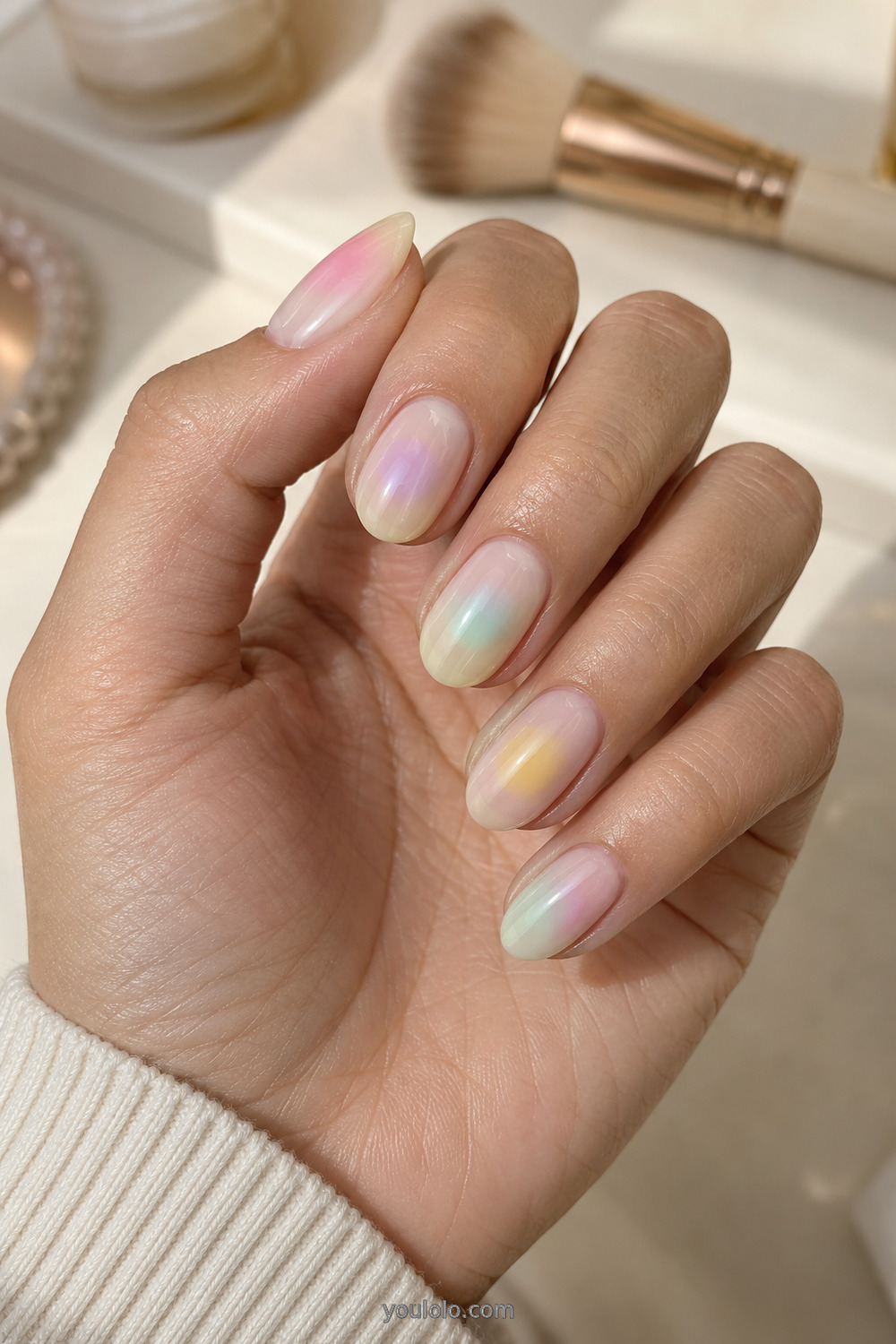 Pastel rainbow aura Unicorn Nails in pink lilac mint and yellow