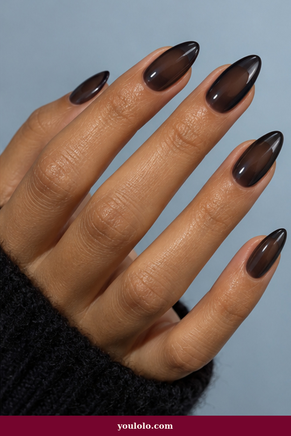 Cool Girl Nails idea 6: Carbon Jelly