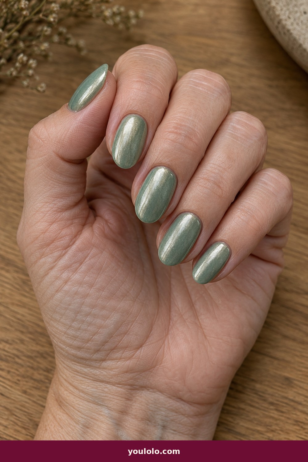 Cruise Nails idea 6: Seafoam Chrome