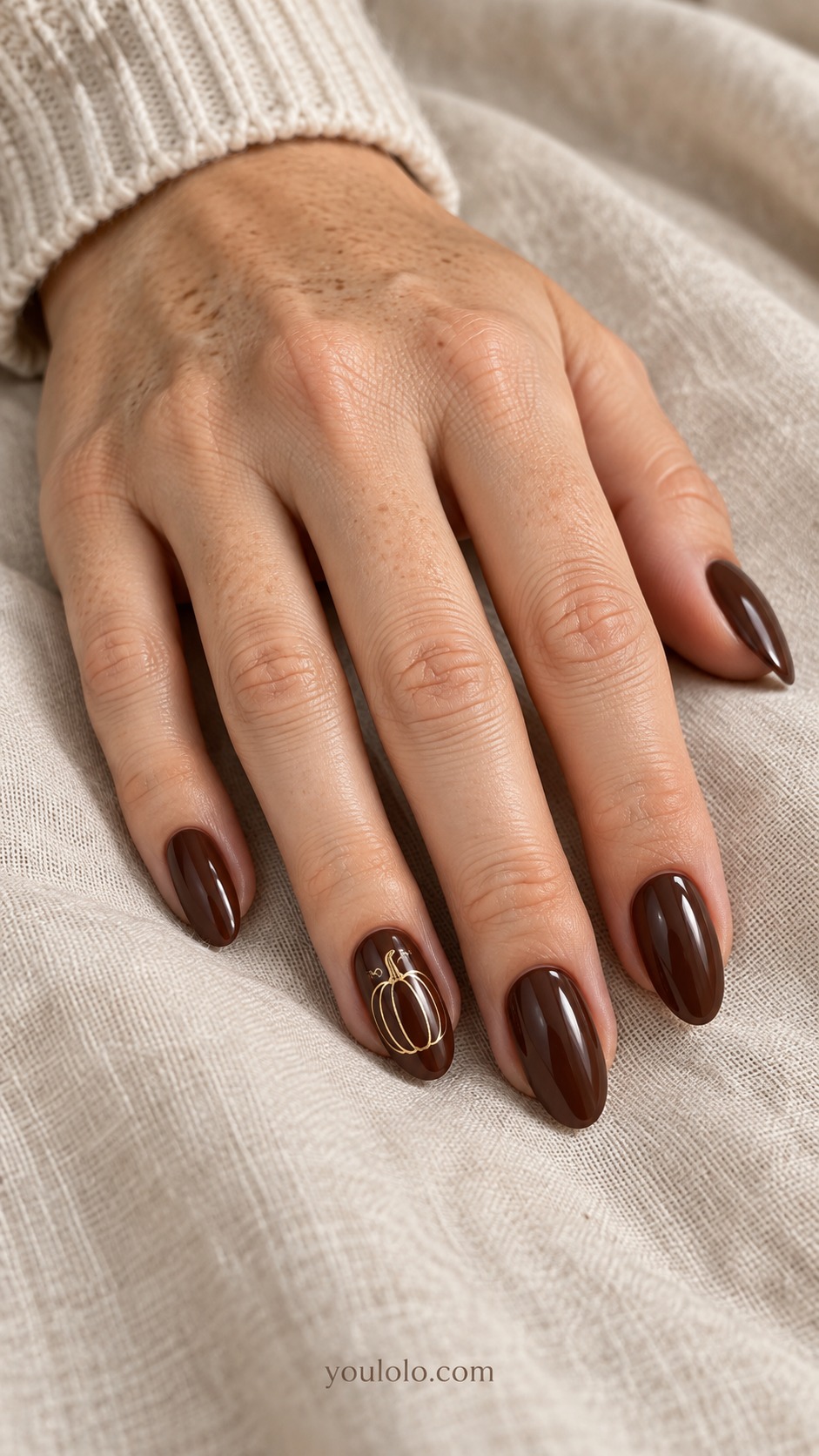 pumpkin nails — Golden Pumpkin Line Art