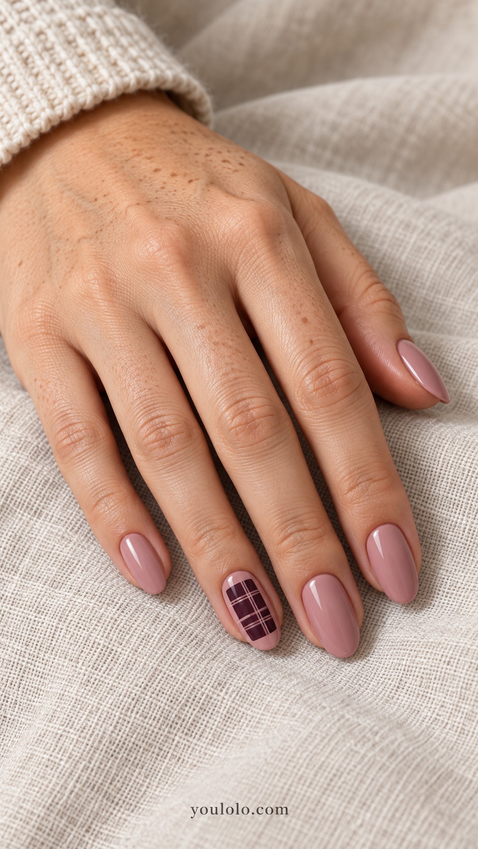 fall plaid nails — Plum Pink Plaid Window