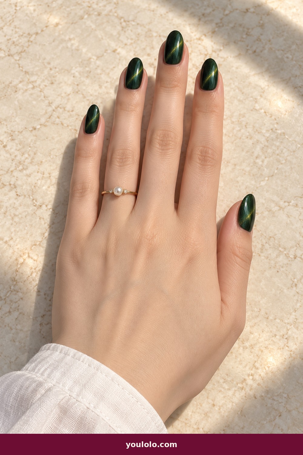 Forest Cat-Eye — Nails Fall idea 10