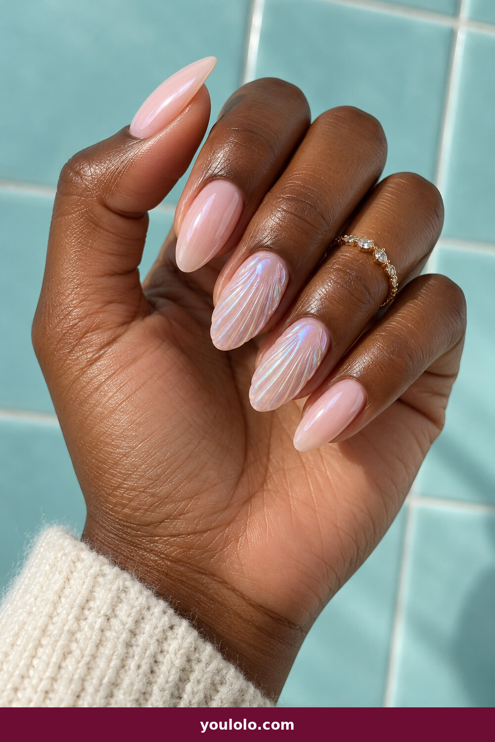 Pink Summer Nails idea 11: Pink Seashell Texture