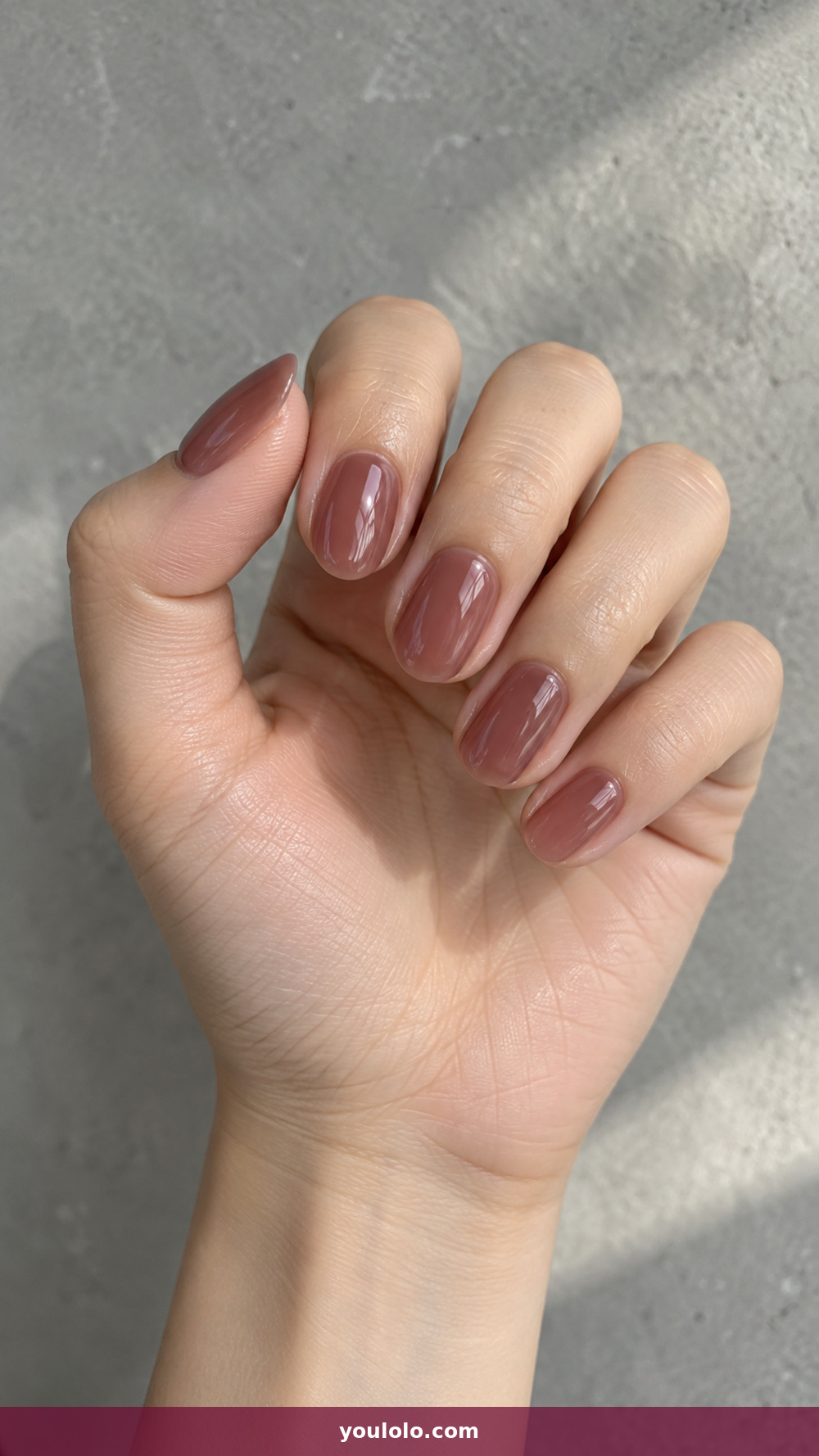 BIAB Nails Inspiration idea 11: Rosewood Jelly Overlay in a realistic fall manicure