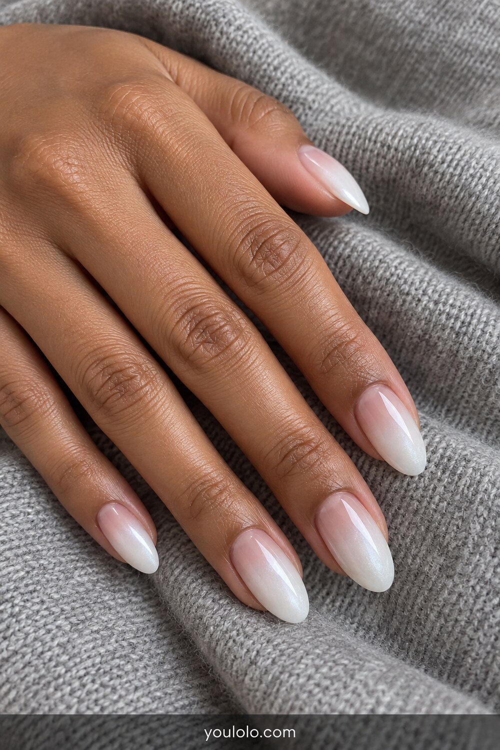 Cloud white ombre chrome on almond shaped nails