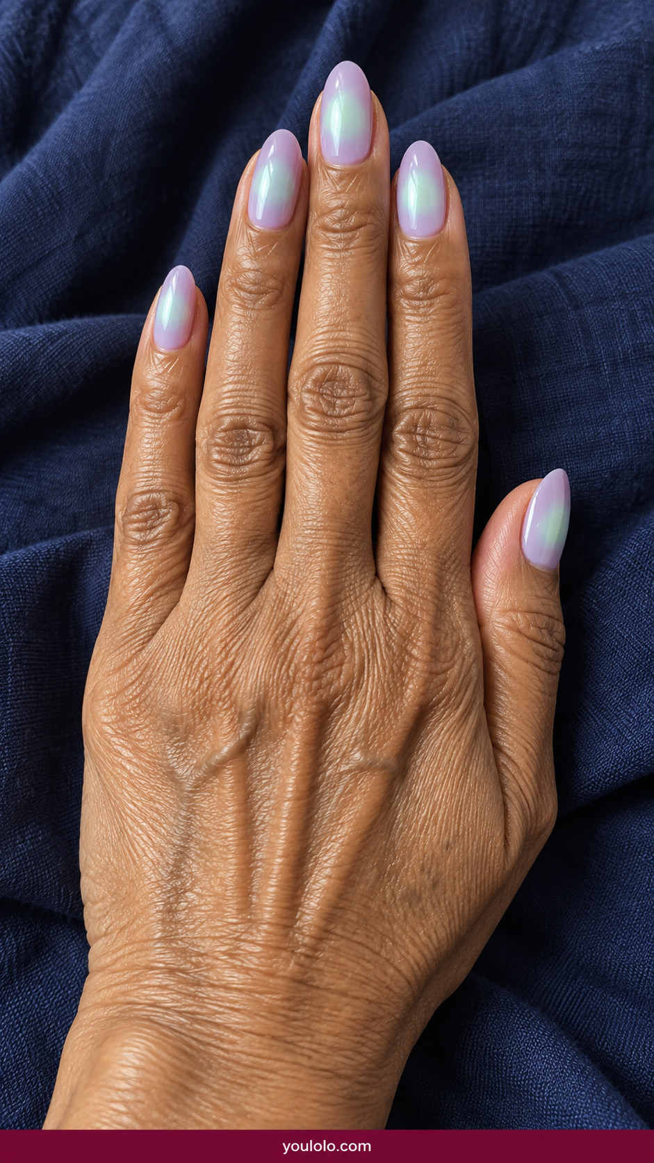 Aura Nails idea 13: translucent lilac nails with a pale mint diffuse aura on an anatomically realistic feminine hand