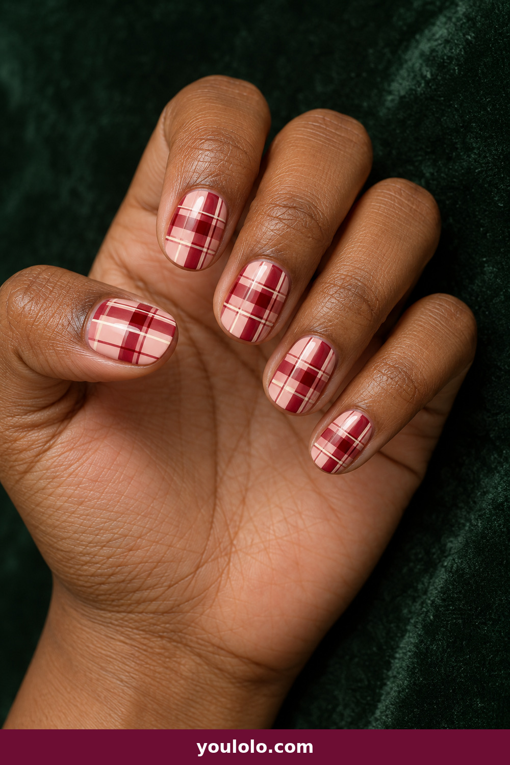 Valentines Nails Designs idea 14: Red and Pink Plaid