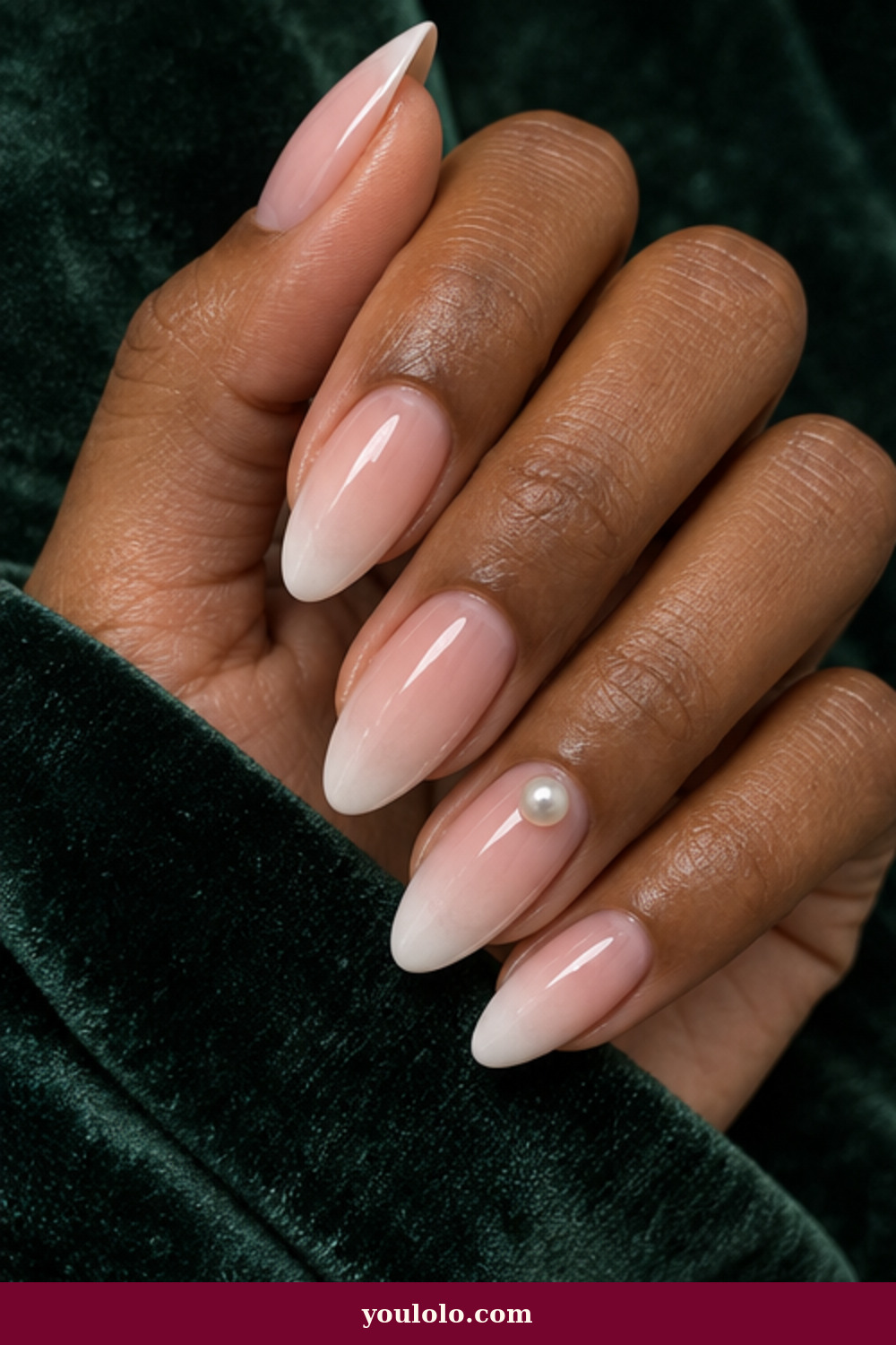 Luxury Nails idea 15: Blush Ombré Pearl