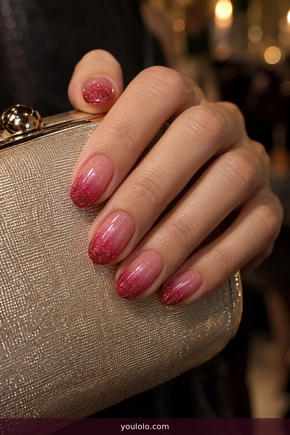 Fine raspberry glitter gradient at glossy nail tips