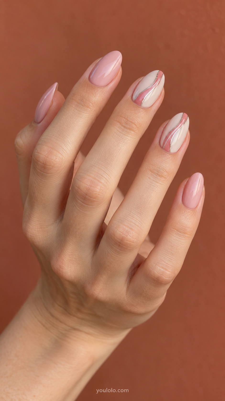 Rose stripes with a delicate silver thread manicure