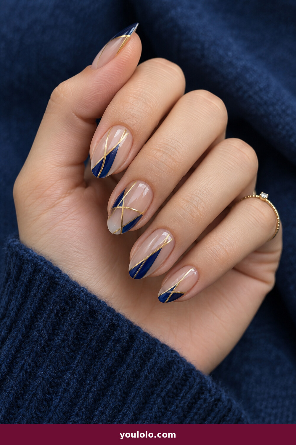 Glass Nails idea 16: Stained Glass Lines