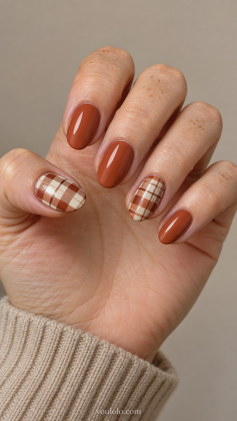 fall plaid nails — Terracotta Double-Scale Plaid