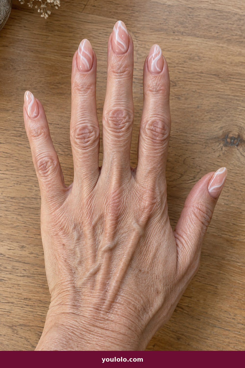 Cruise Nails idea 22: Peach Pearl Swirl