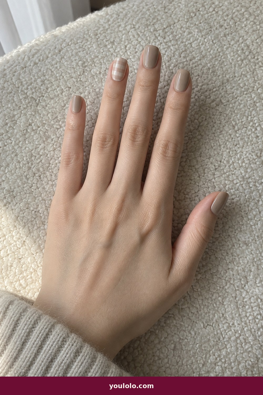 Beige Nails idea 24: Stone Checker Fade