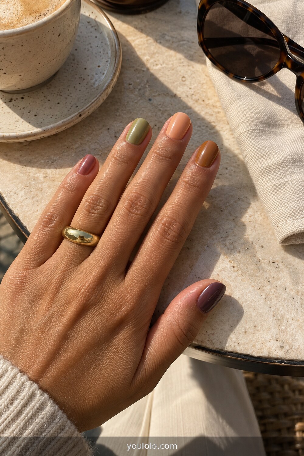September skittle manicure in harmonious Early Fall Nails colors