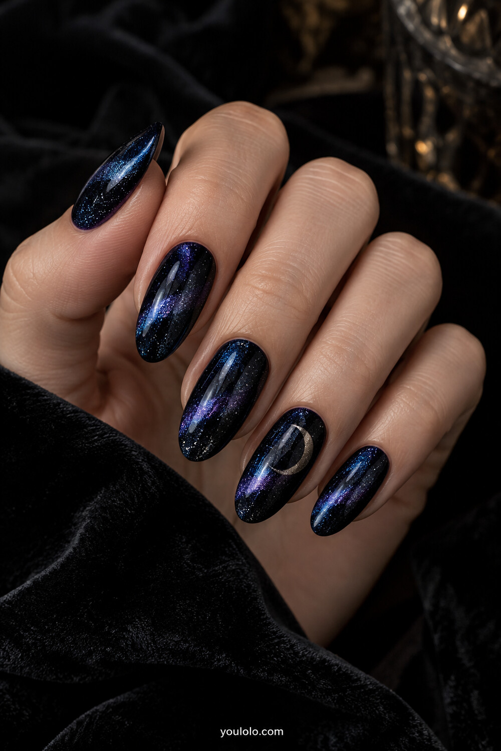 Dramatic midnight navy violet magnetic galaxy manicure