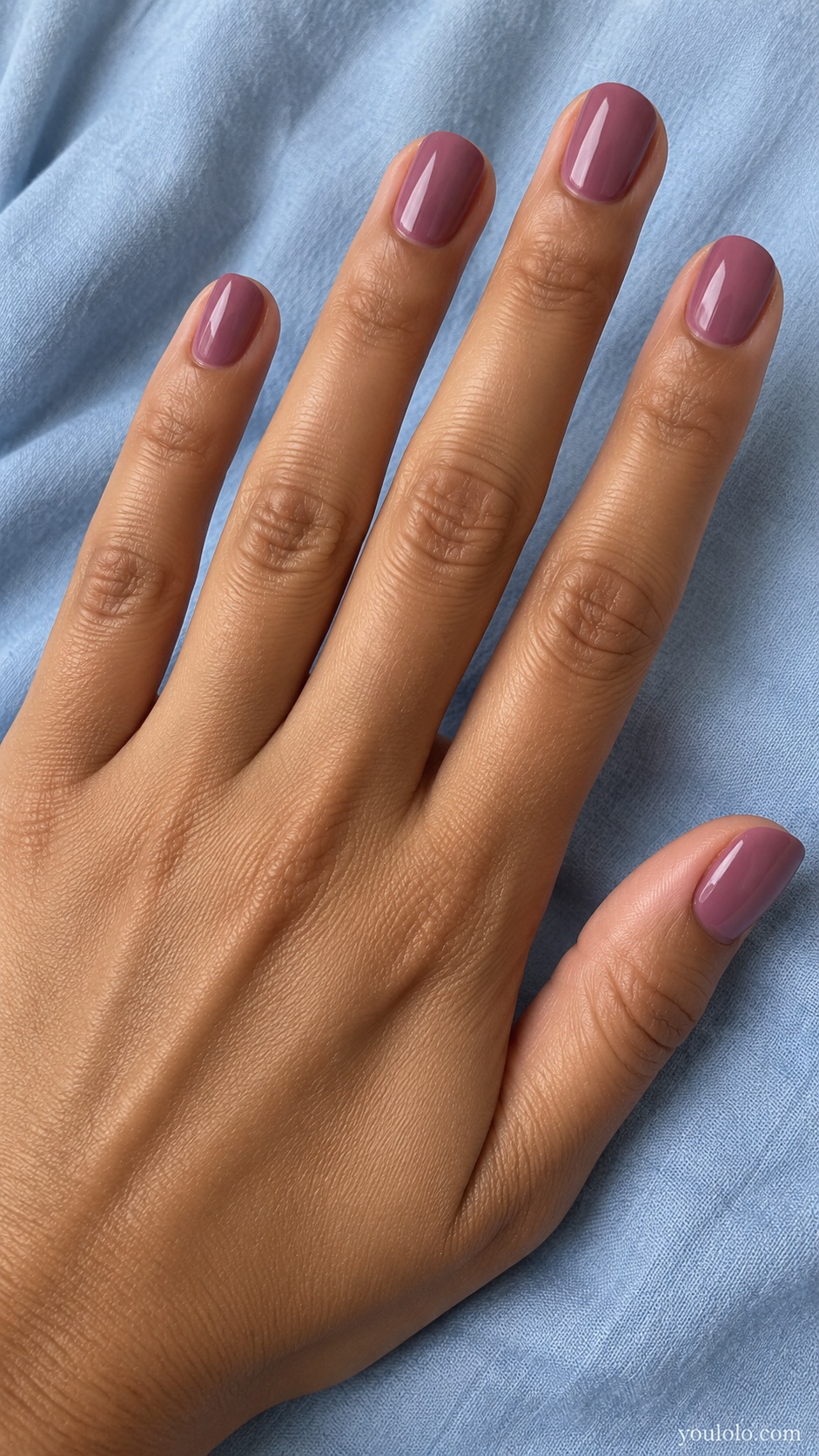 Short round nails muted medium mauve pink purple cream gloss