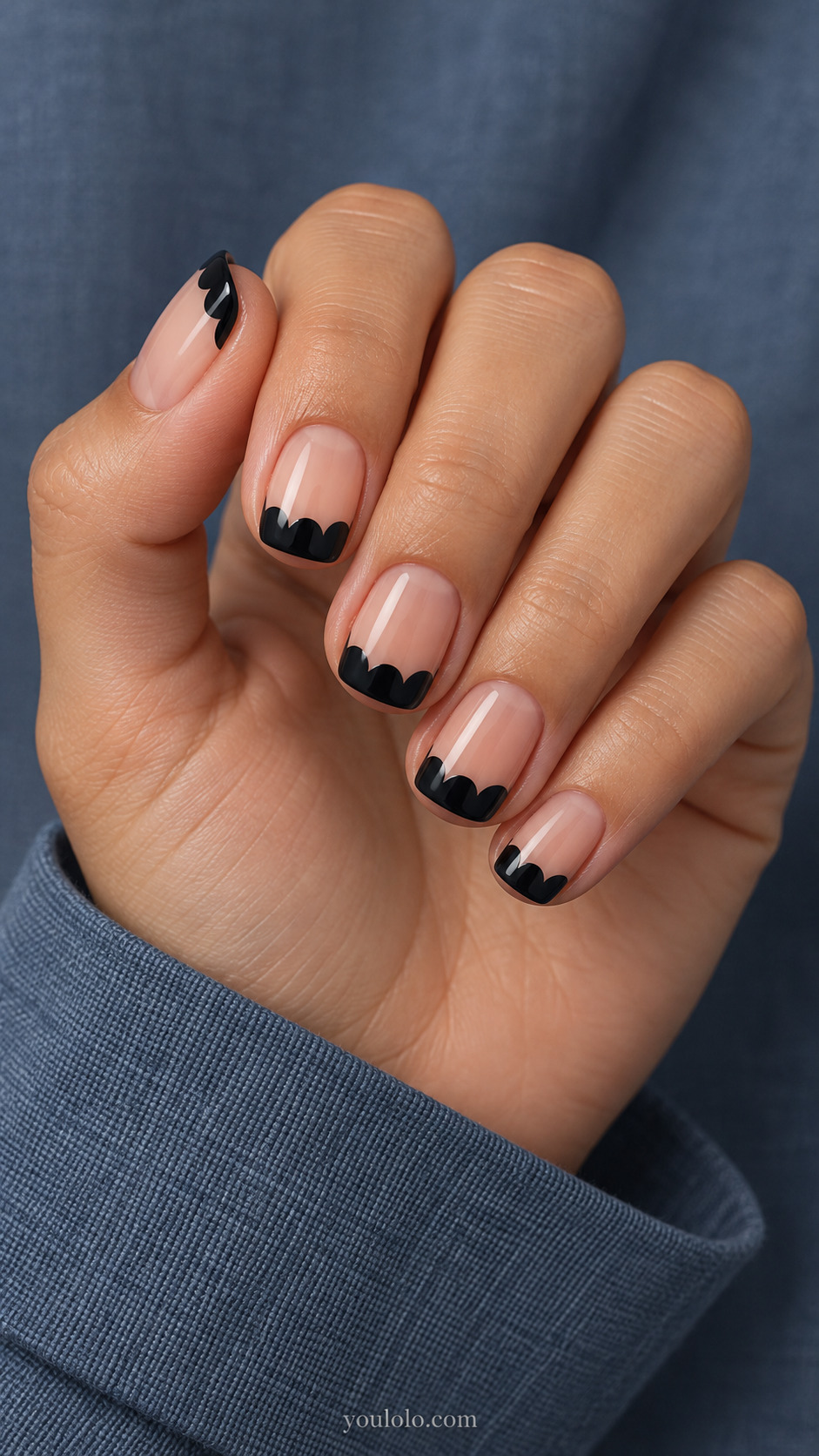 Scalloped Ink Edges on short squoval nails with a nude base