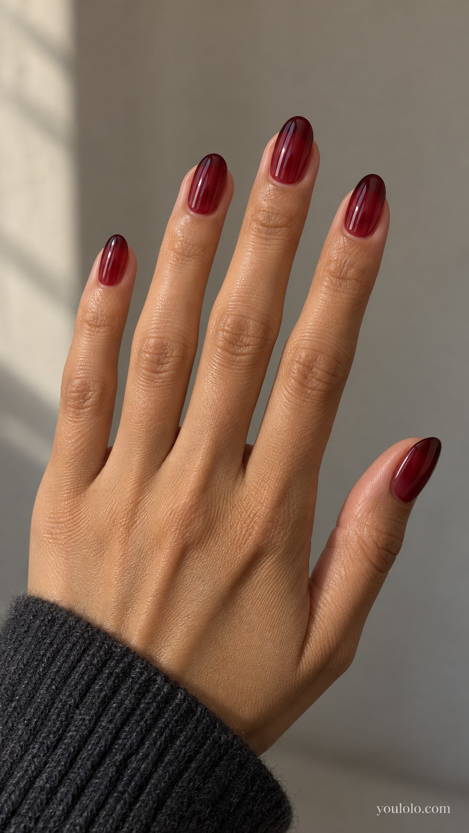 November nails ideas — Cranberry Jelly Ovals