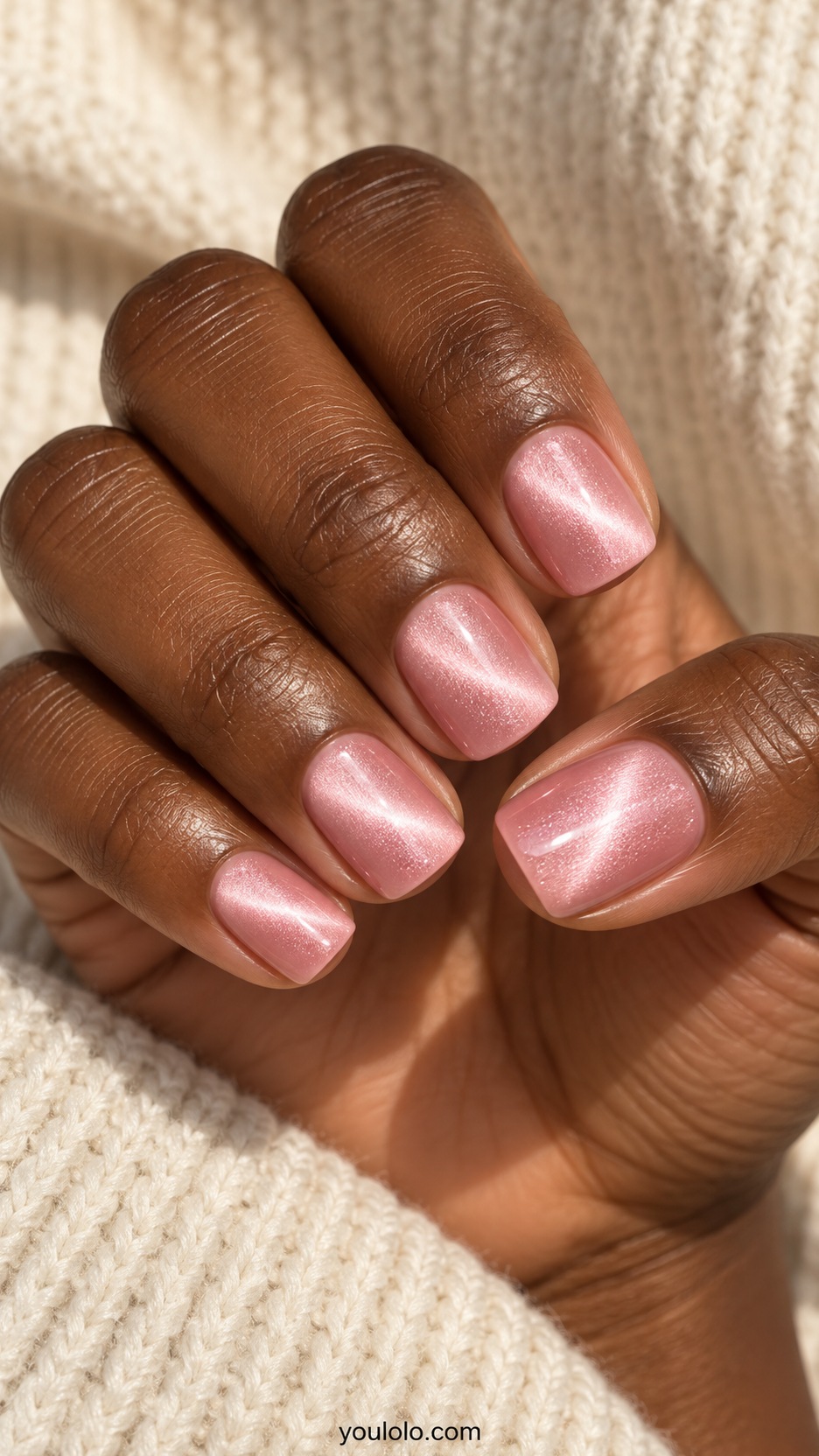 Pink Cat Eye Nails: short square nails baby pink velvet magnetic finish with broad soft luminous centers