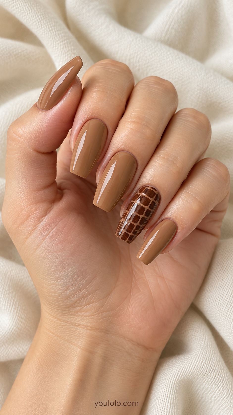 Medium coffin acrylic nails caramel cream with flat chocolate crocodile scale pattern on ring nail only
