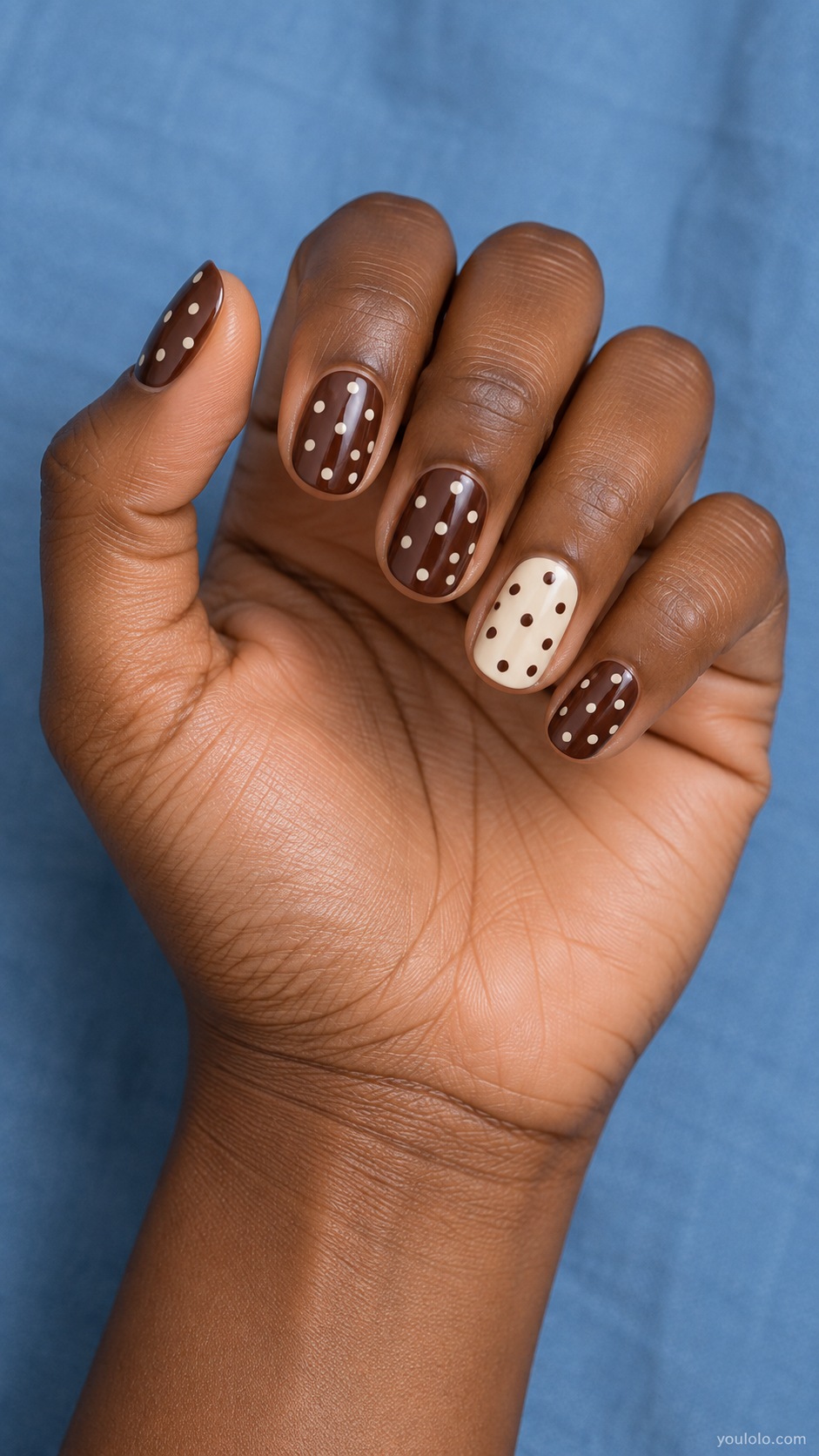 Reverse Dot Accent — short oval four cocoa nails ivory dots ring nail ivory base cocoa dots inverted colors