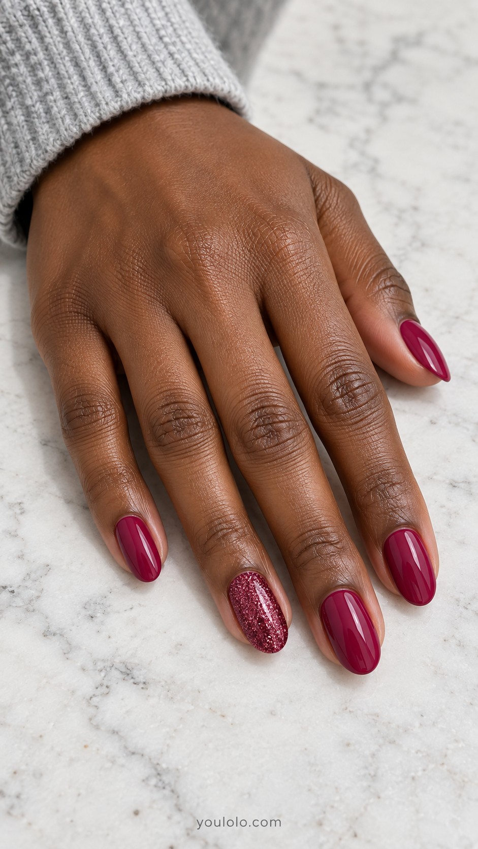 pink Christmas nails — Raspberry Glitter Accent