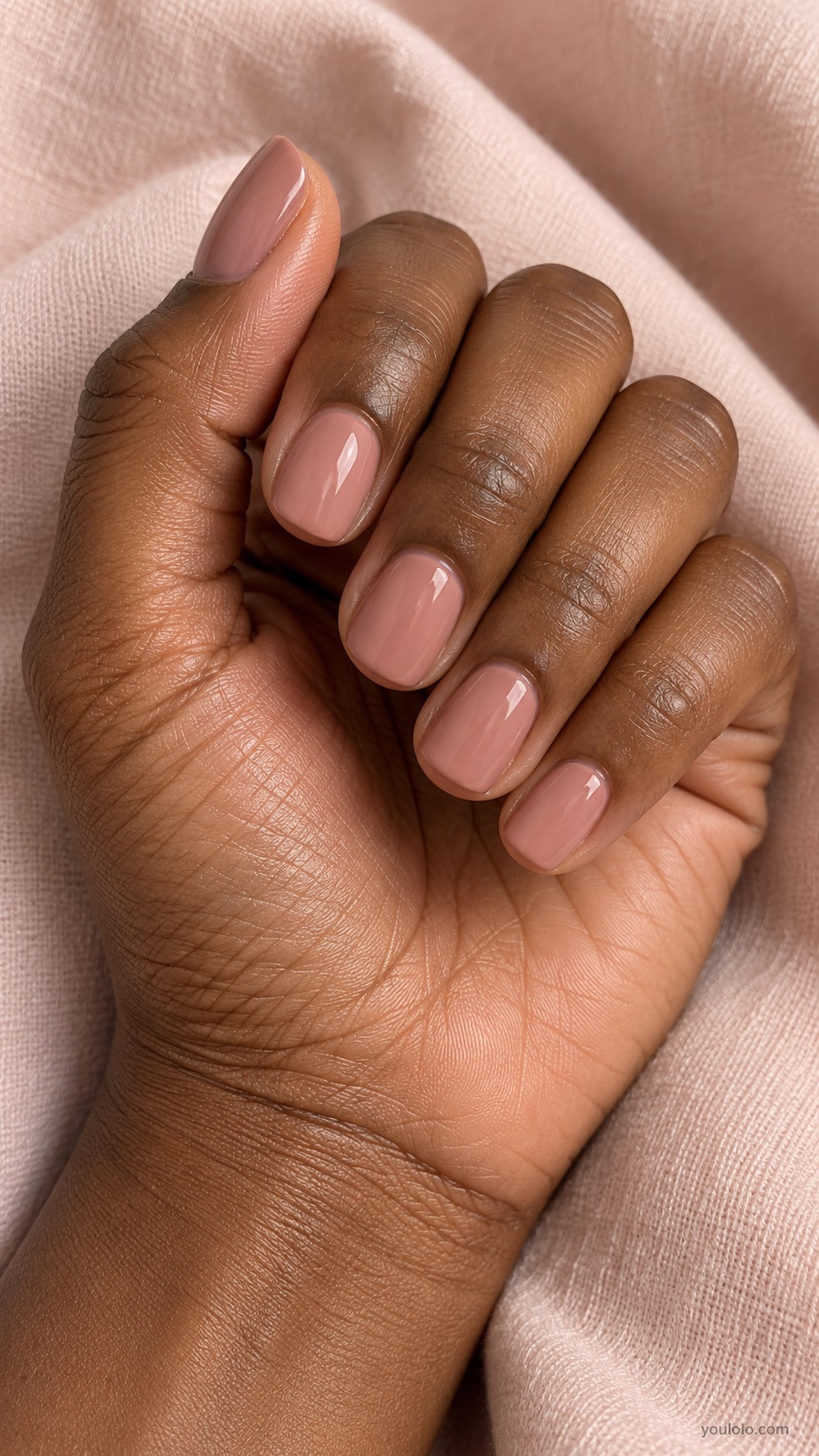 Short rounded square nails muted warm rosy beige cream gloss