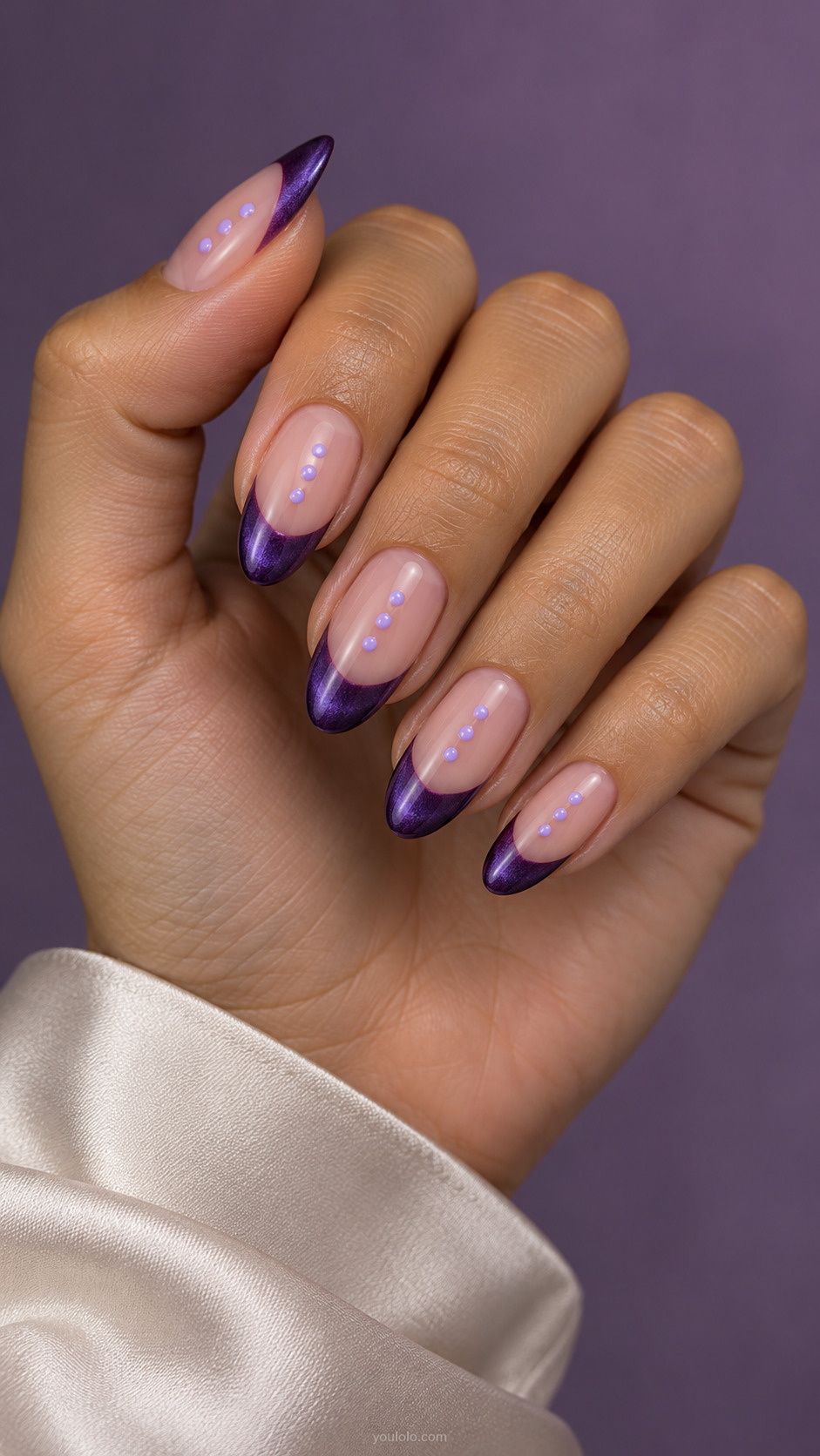 Magnetic Tips With Floating Dots manicure on medium almond.