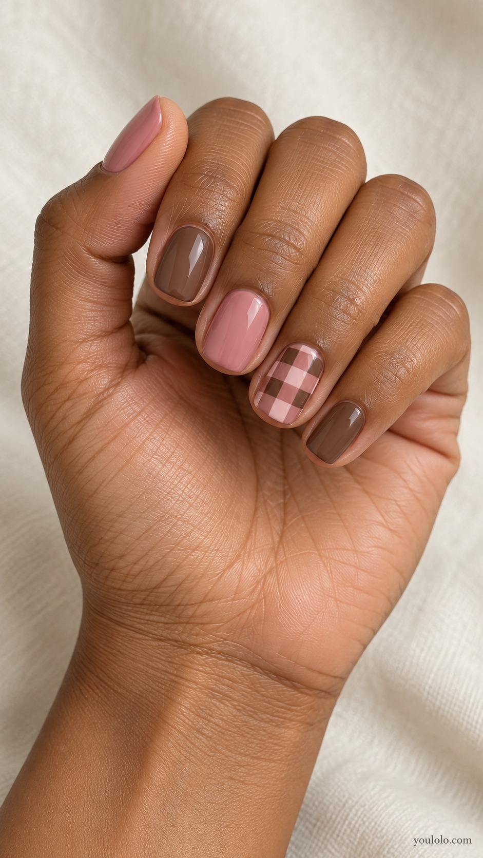 Rose Mocha Checker — short squoval alternating rose pink and mocha nails ring nail large pink mocha checks