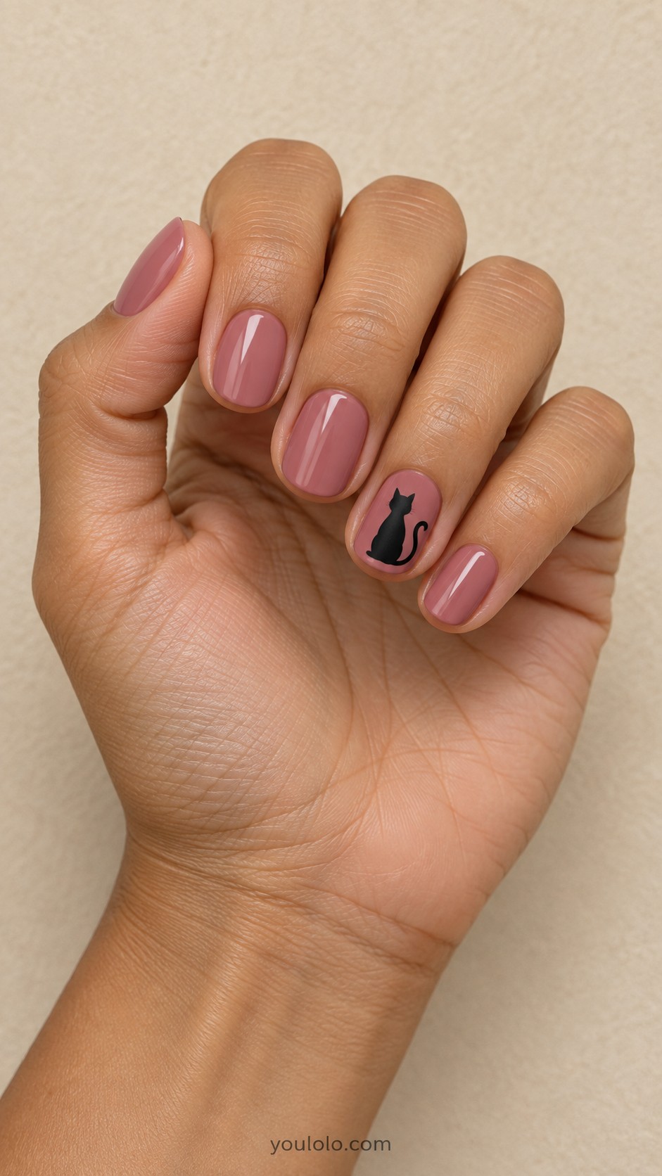 Witchy Nails — Black Cat Silhouette