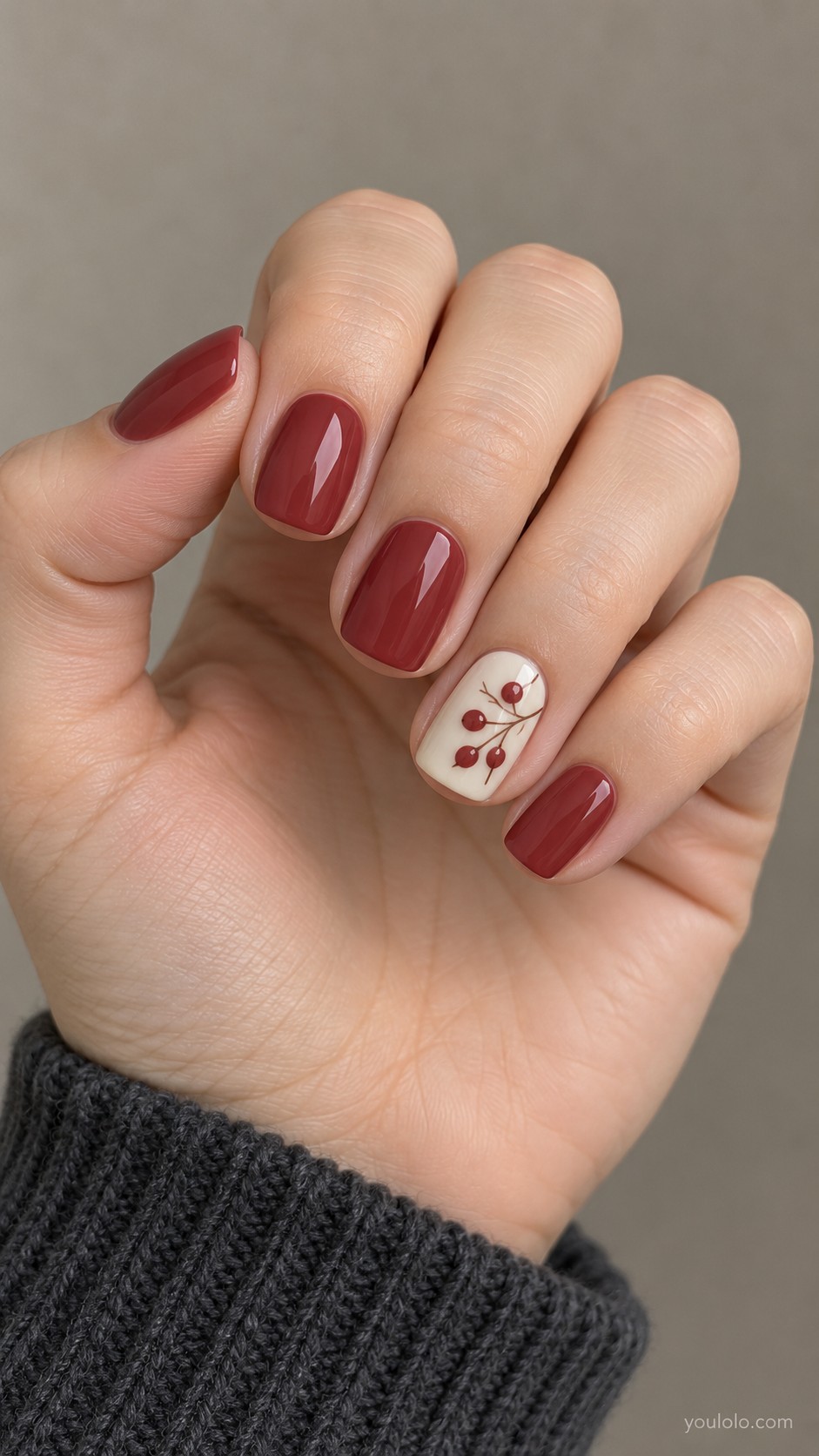 autumn nails — Cream with Berry Branches