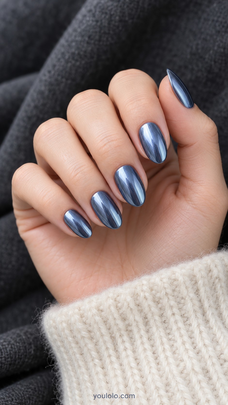 winter nails — Steel Blue Chrome