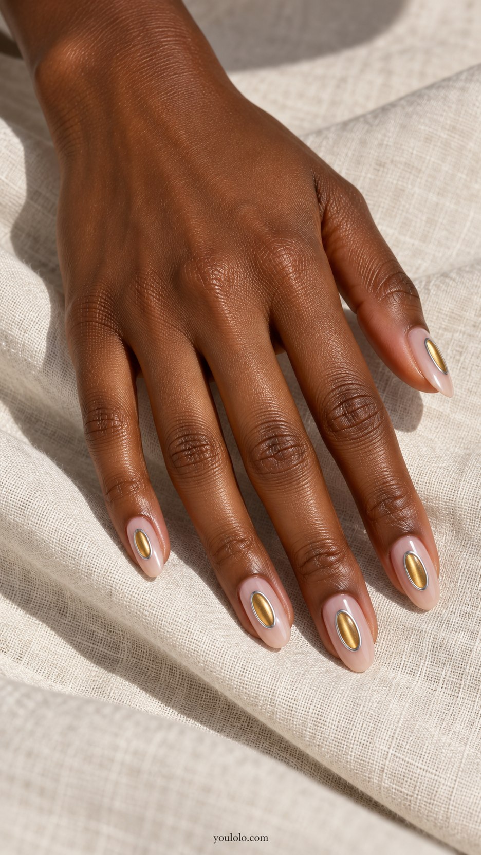 Gold Center Silver Frame: medium oval nails, small warm gold oval painted inset framed by thin silver on sheer nude