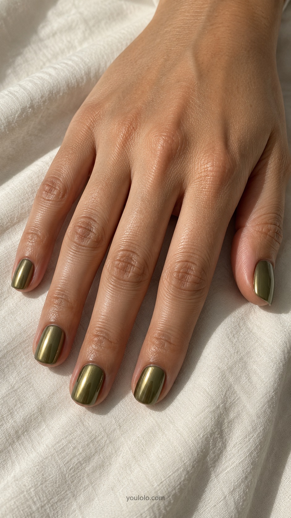 Olive Chrome fall chrome nails — muted olive green chrome, earthy yellow green with smooth reflective green gold sheen, short squoval nails