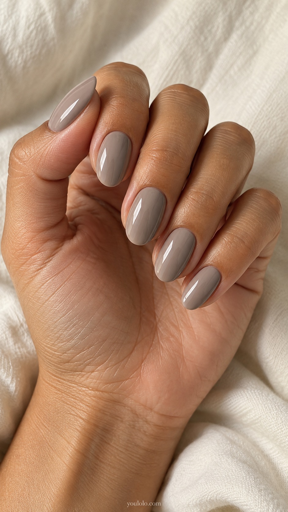 Medium oval nails warm dove gray cream gloss