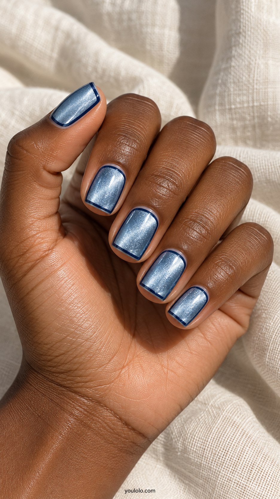 Ice-Blue Velvet Frames: short square icy blue magnetic nails, fine navy rectangular border inside edge framing velvet glow