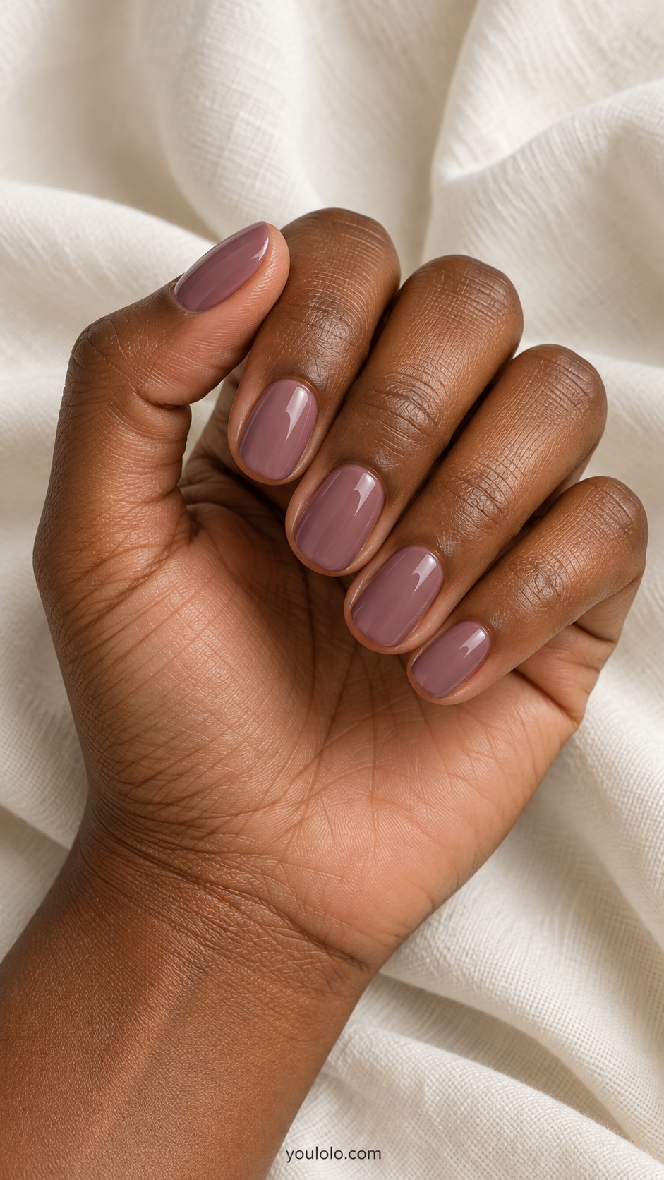 Short oval nails solid dusty mauve glossy opaque no art