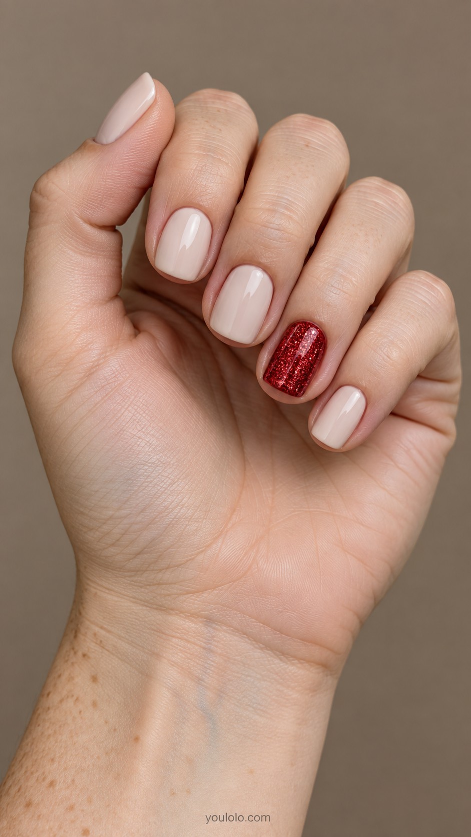 Simple Christmas Nails — Red Glitter Accent Nail