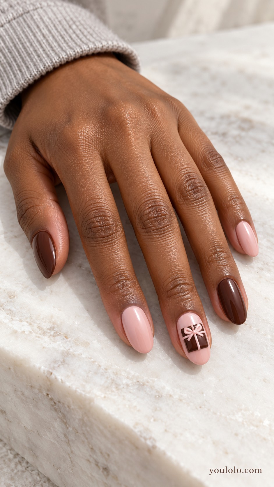 pink Christmas nails — Pink and Cocoa Gift Boxes