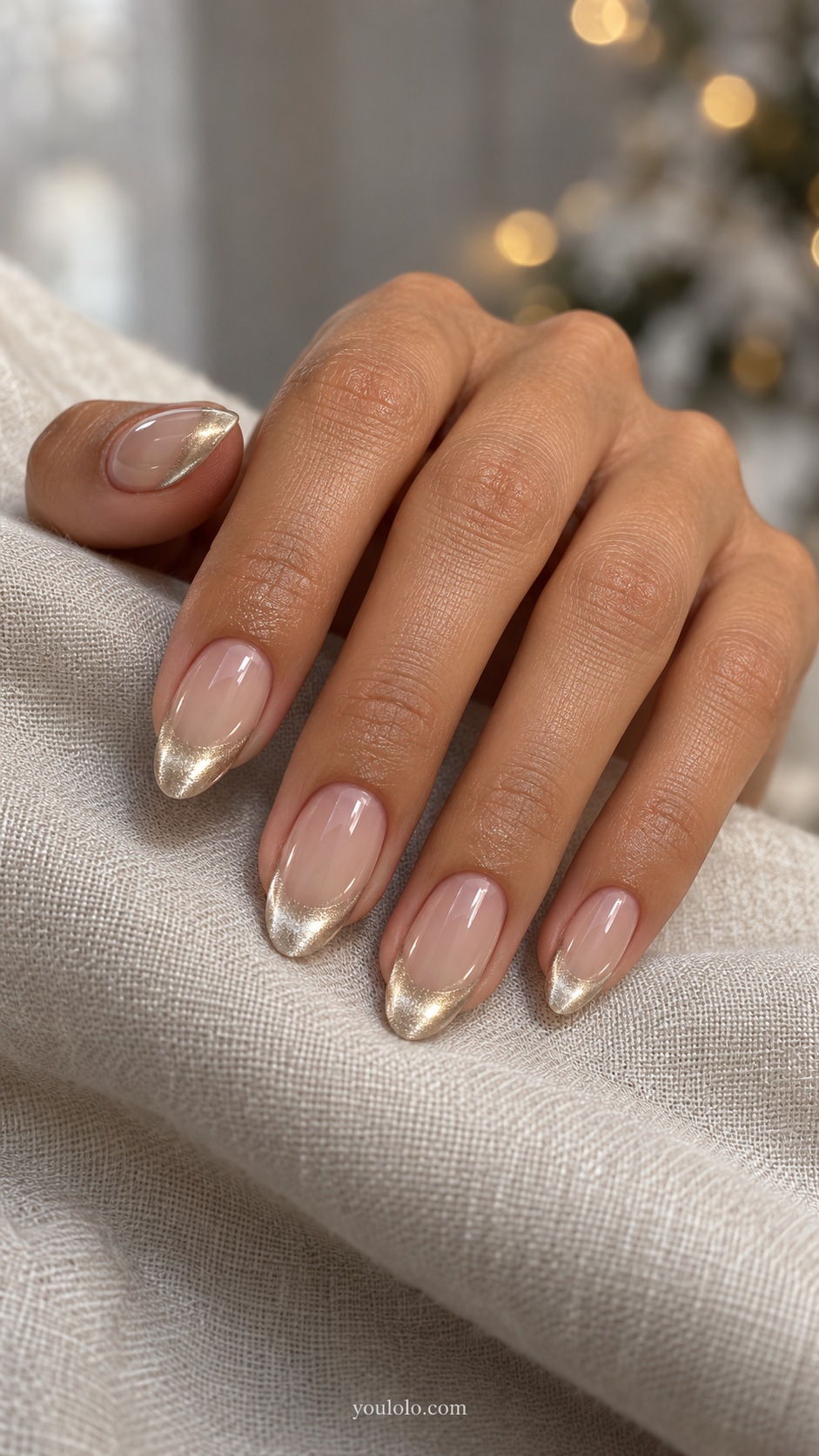 Medium almond sheer beige nails white gold magnetic french tips