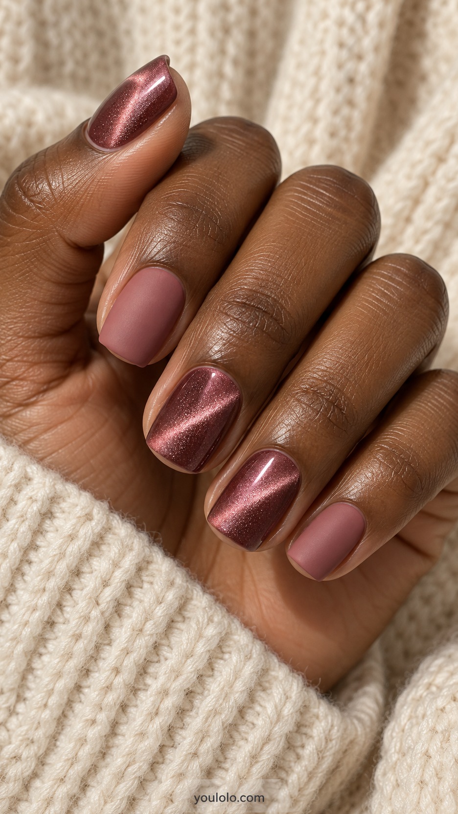 Pink Cat Eye Nails: short squoval deep rose velvet magnetic thumb middle ring with matching matte rose index and little