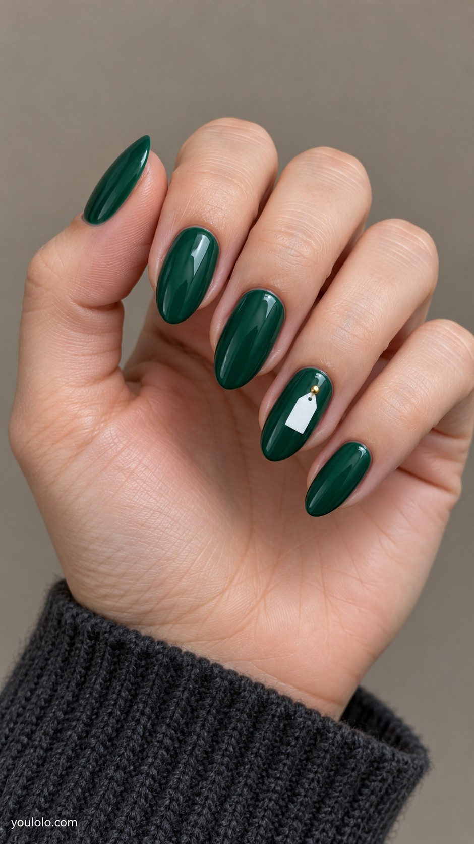 Christmas nail ideas — Emerald with a White Gift Tag