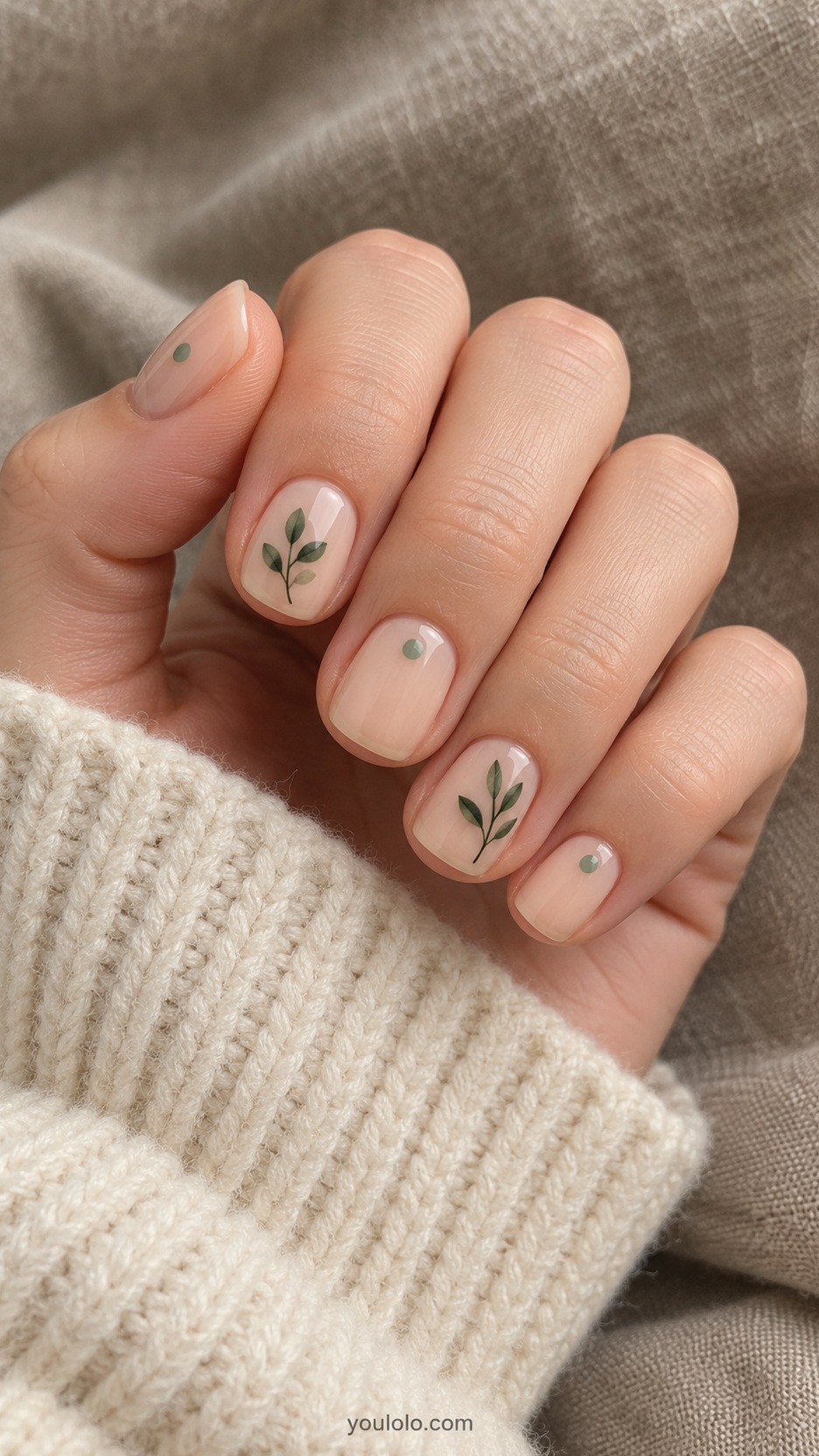 Short Artsy Nails: Mini Botanical Silhouettes manicure on a naturally posed hand