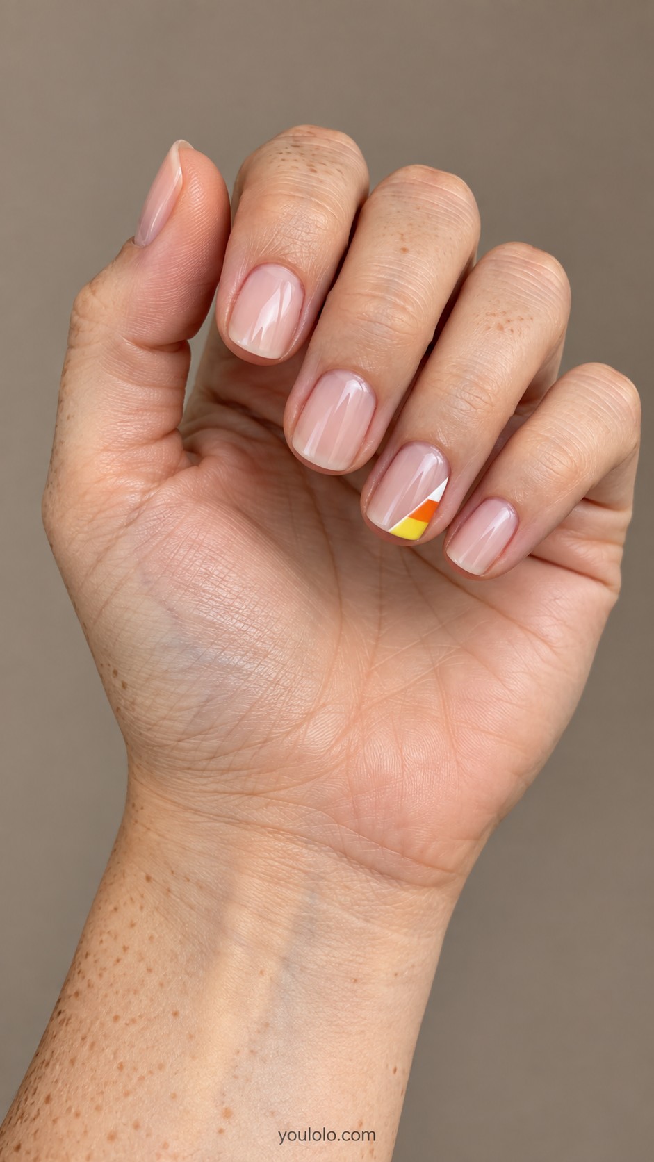 October Nails — Candy Corn Corner Accent