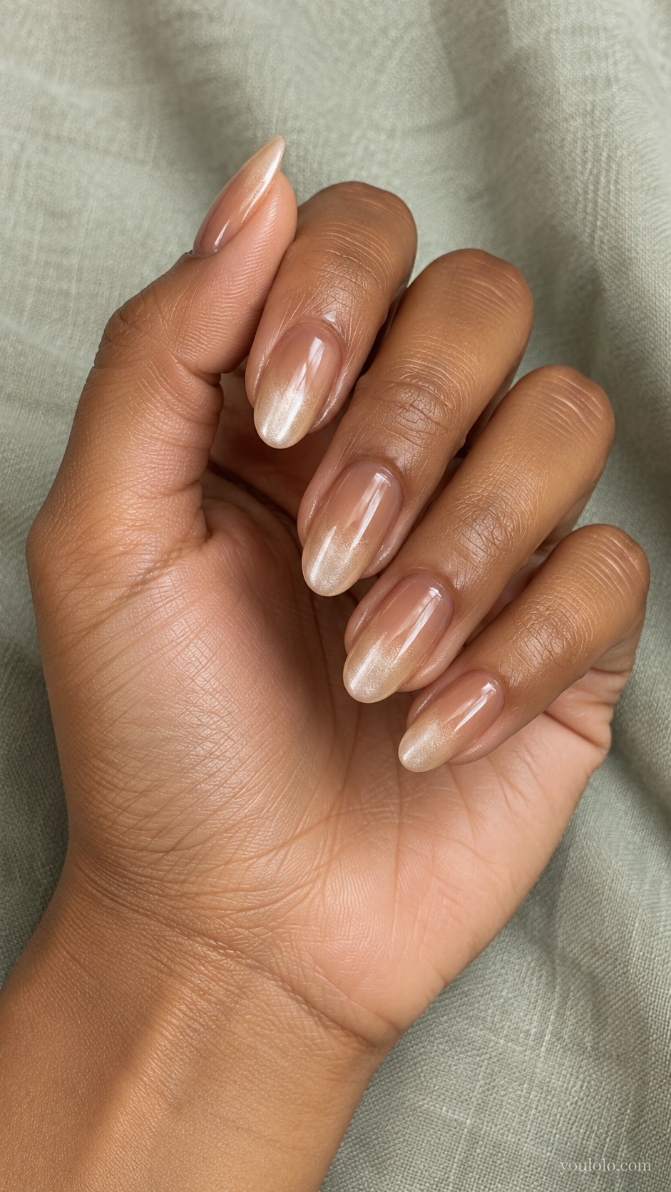 Champagne Brown Chrome Fade — medium oval warm brown base sheer champagne chrome soft gradient strongest at tips