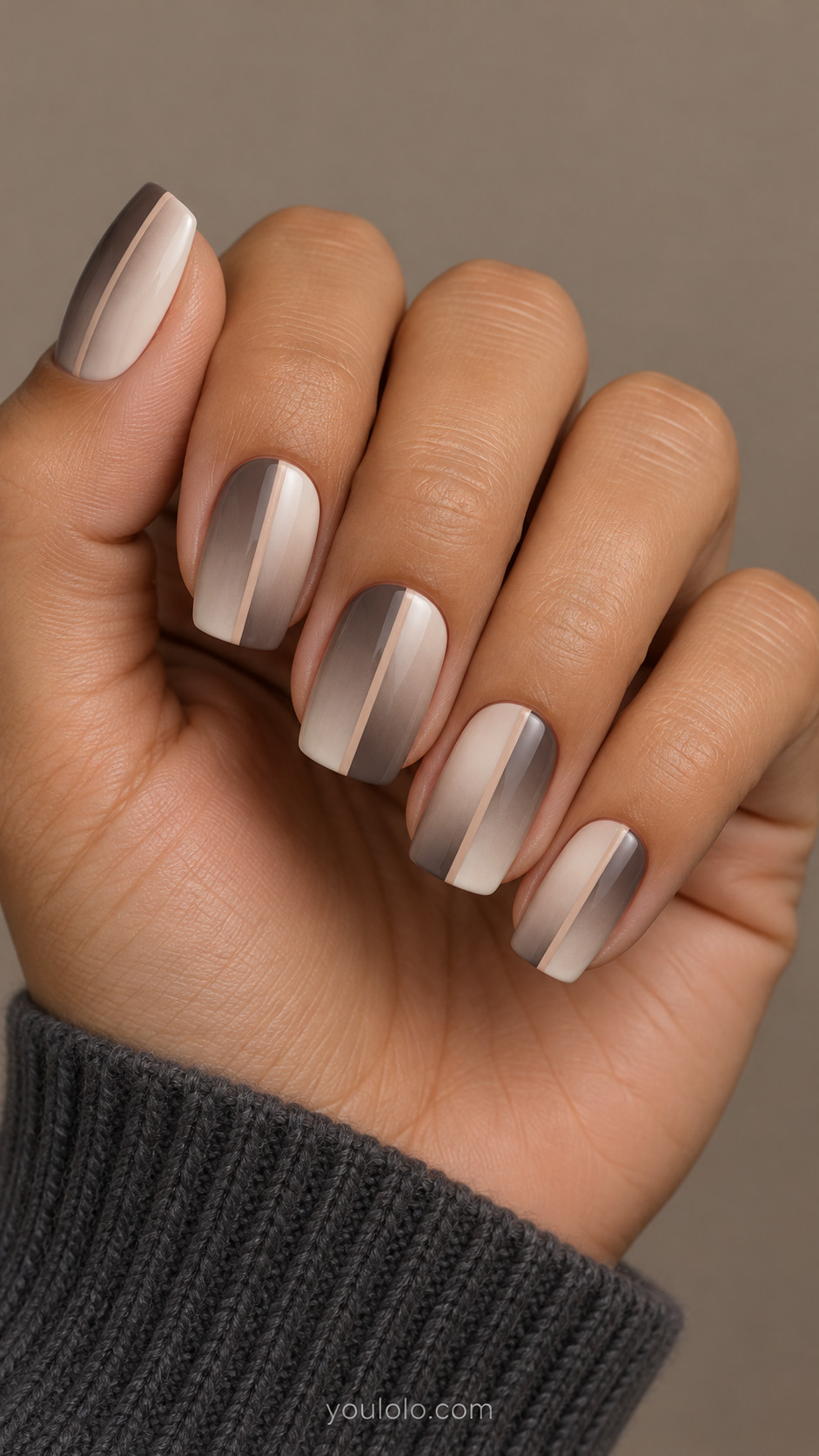 Square nails with two reversed taupe-to-cream gradient panels